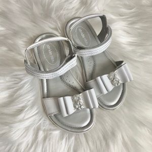 Stride Rite White Bow w/ Silver Flowers Sandals
